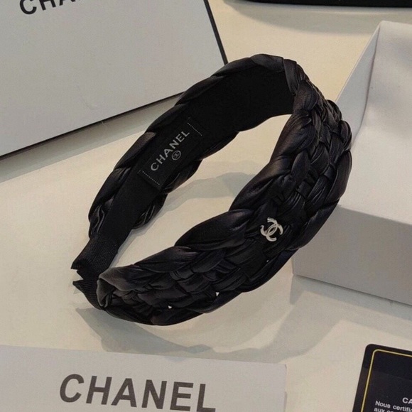 CHANEL Black Braided Leather Headband with Silver CC Charm - Picture 2 of 6
